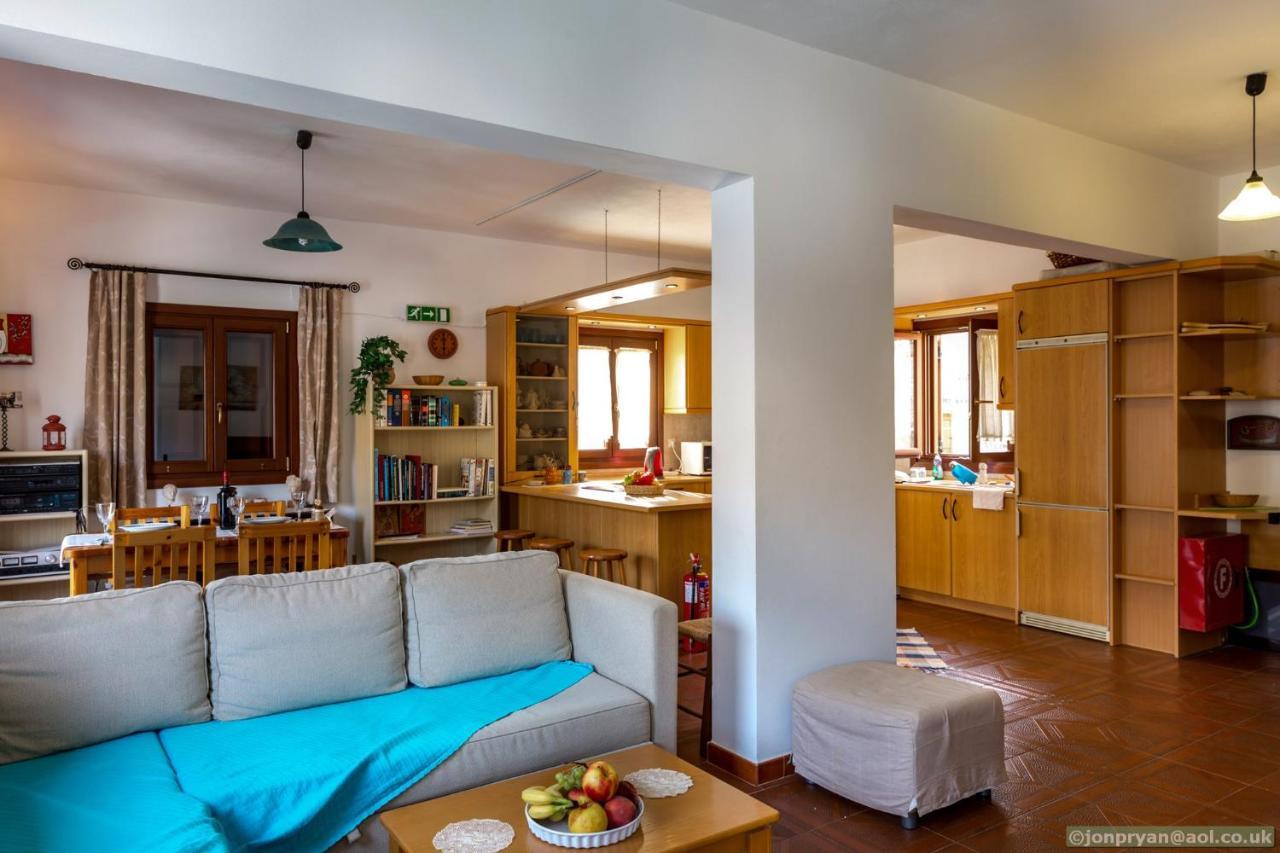 Perla Di Mare Apartment ซีมี ภายนอก รูปภาพ