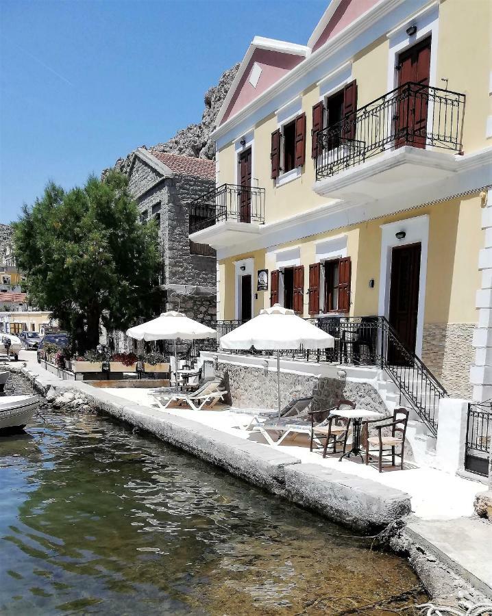 Perla Di Mare Apartment ซีมี ภายนอก รูปภาพ