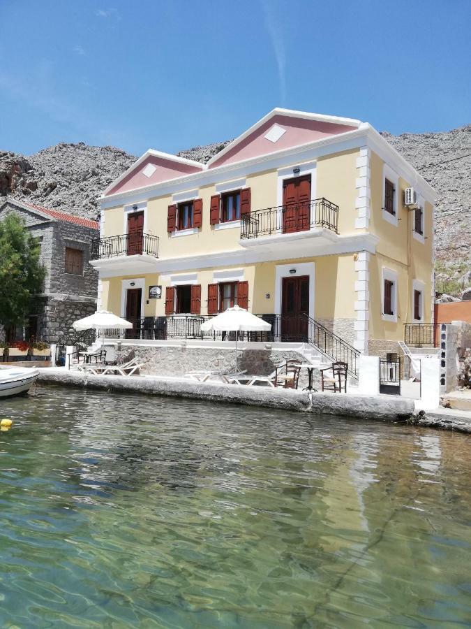 Perla Di Mare Apartment ซีมี ภายนอก รูปภาพ